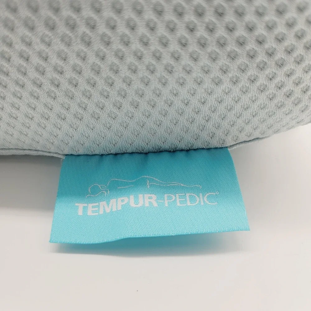 TEMPUR Ergo Cooling Neck Pillow Memory‎ Foam Medium 20